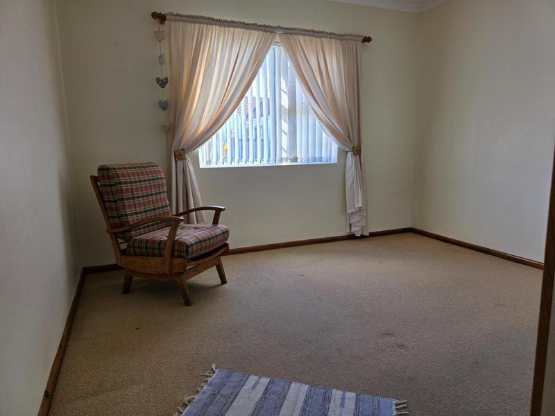 3 Bedroom Property for Sale in Franskraal Western Cape